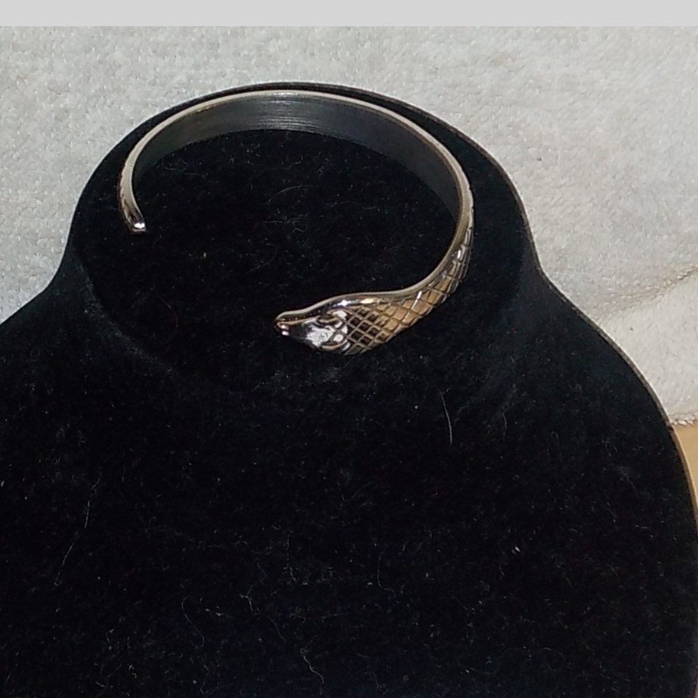 Kendra Phillip Silver Tone Snake Cuff Bracelet
